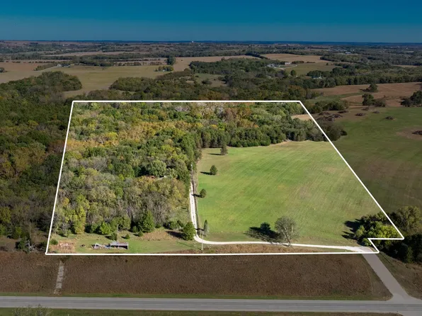 10409 E Us Highway 24, Manhattan, KS 66502