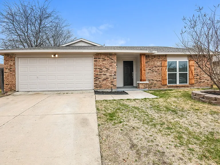 4301 Campion Ln — Photo 1