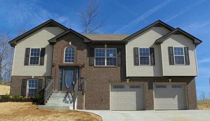 1st image of 909 Douglas Ln