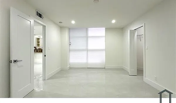 18181 NE 31st Ct #107 — Photo 24