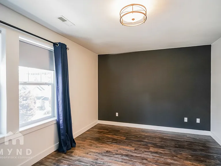 13908 NE 23rd Ave — Photo 8