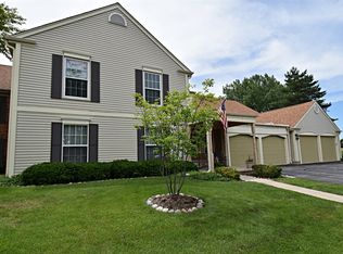 312 Dunham Place Cmns, Saint Charles, IL 60174
