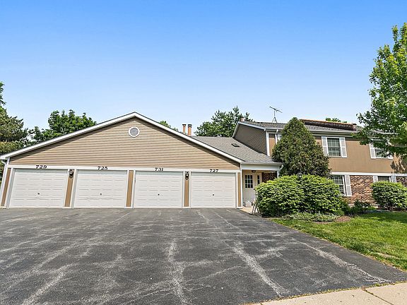 2nd image of 725 N Deer Run Dr #725