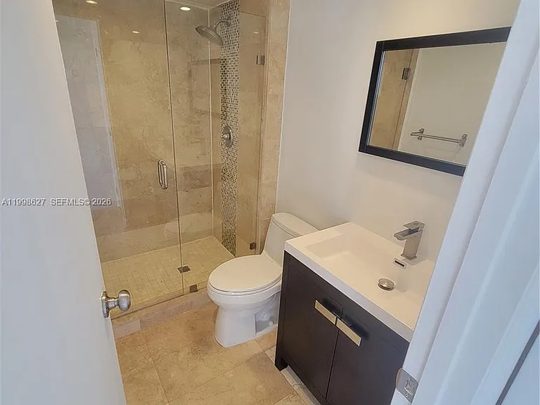 3301 N Country Club Dr #811 — Photo 14