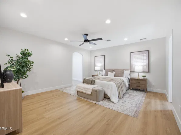 4928 E VIRGINIA Avenue, Phoenix, AZ 85008