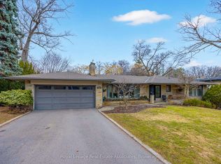 1561 Pinetree Cres, Mississauga, ON L5G2S9