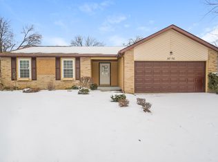 9770 Merry Ln, Pickerington, OH 43147