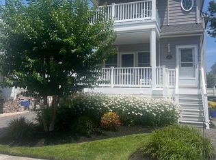 119 N Monroe Ave #A, Margate, NJ 08402