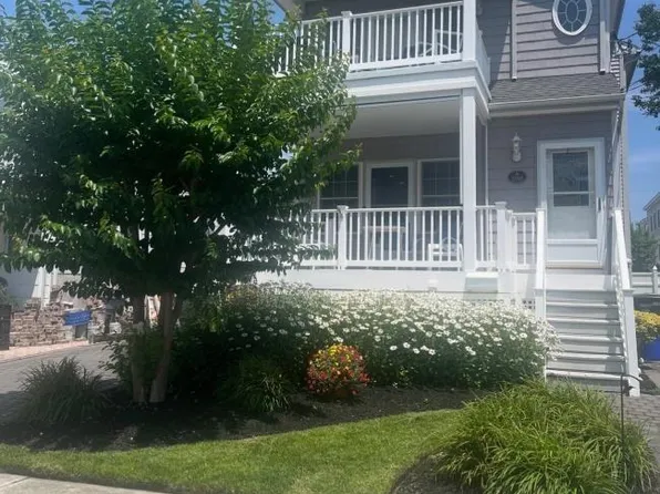 119 N Monroe Ave #A, Margate, NJ 08402