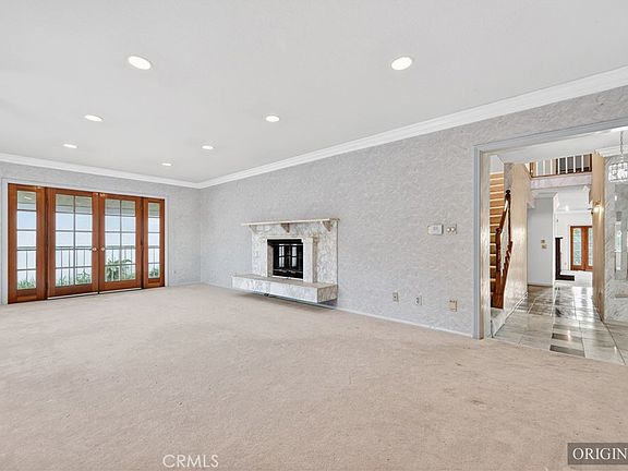 5th image of 9440 Wentworth St
