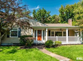 25 Watch Hill Rd, Rock Island, IL 61201