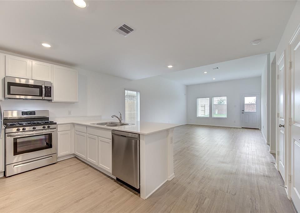 1st image of 1432 Twilight Green Dr