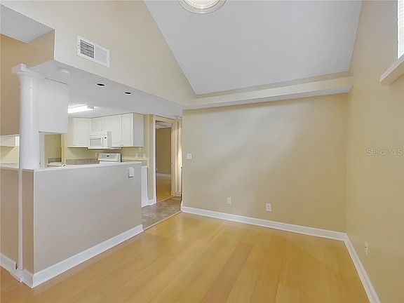 3rd image of 12251 Armenia Gables Cir #12251