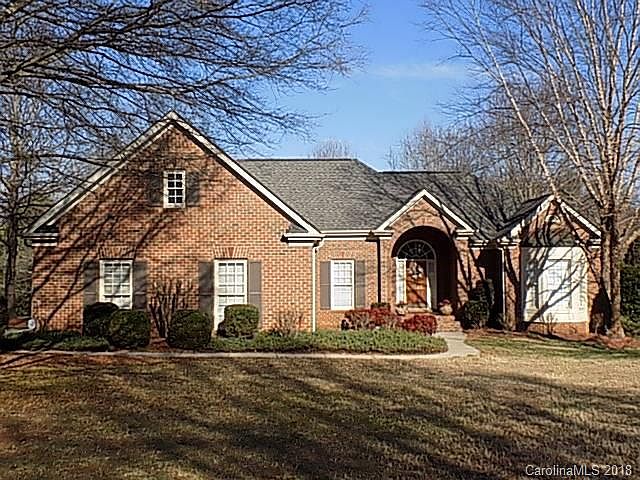 1st image of 6322 Robin Hollow Dr
