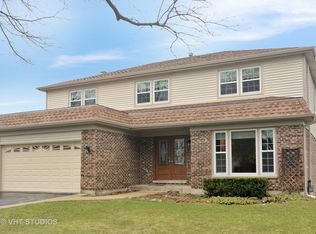 524 S Whitehall Dr, Palatine, IL 60067