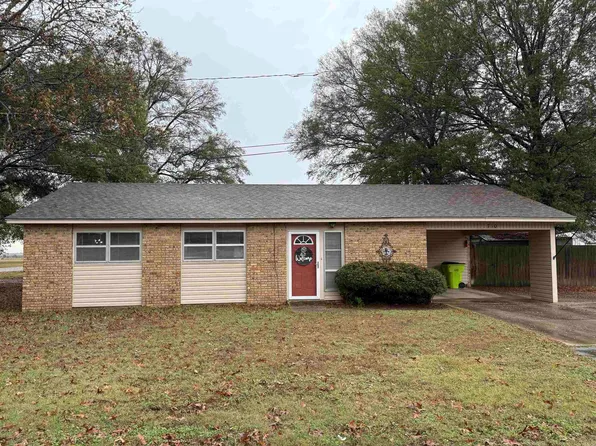 710 W Pierce St, Stuttgart, AR 72160