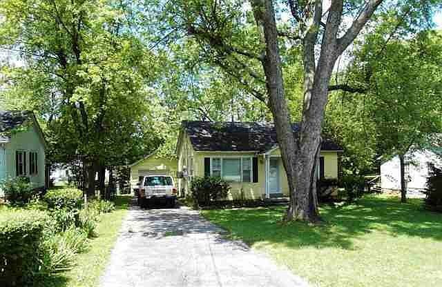 1st image of 1705 Catherine Dr