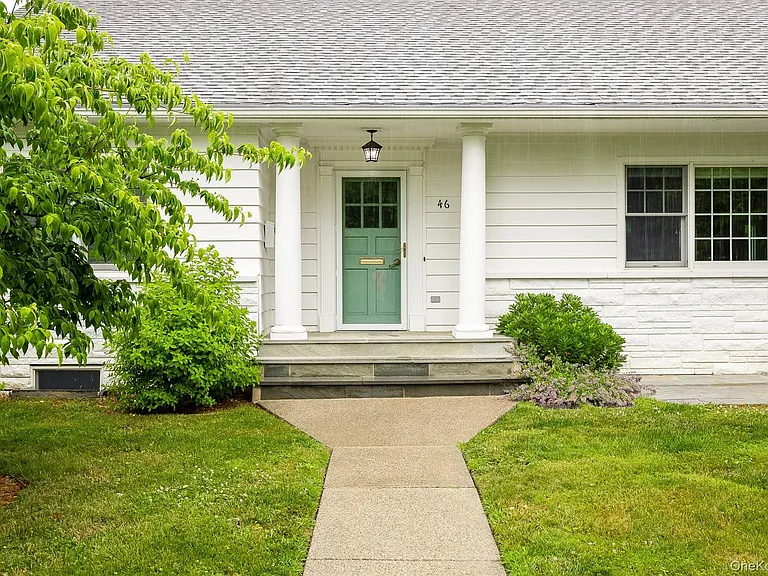 46 Barnard Ave — Photo 3