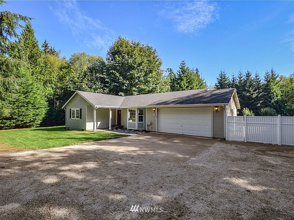 1st image of 880 Ashleys Way