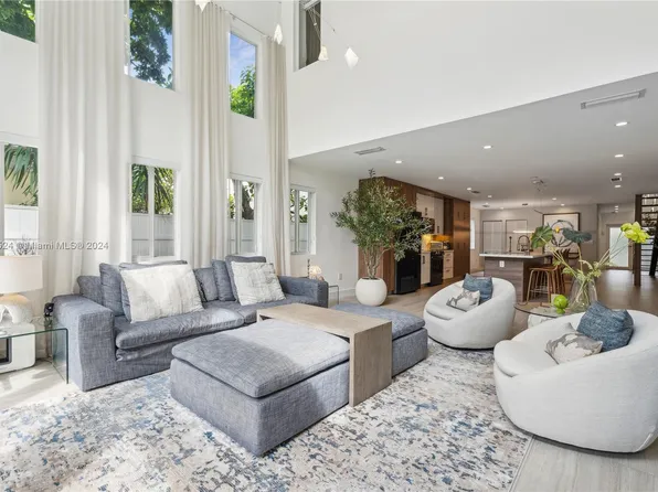 1176 SW 22nd Ter Unit 2, Miami, FL 33129