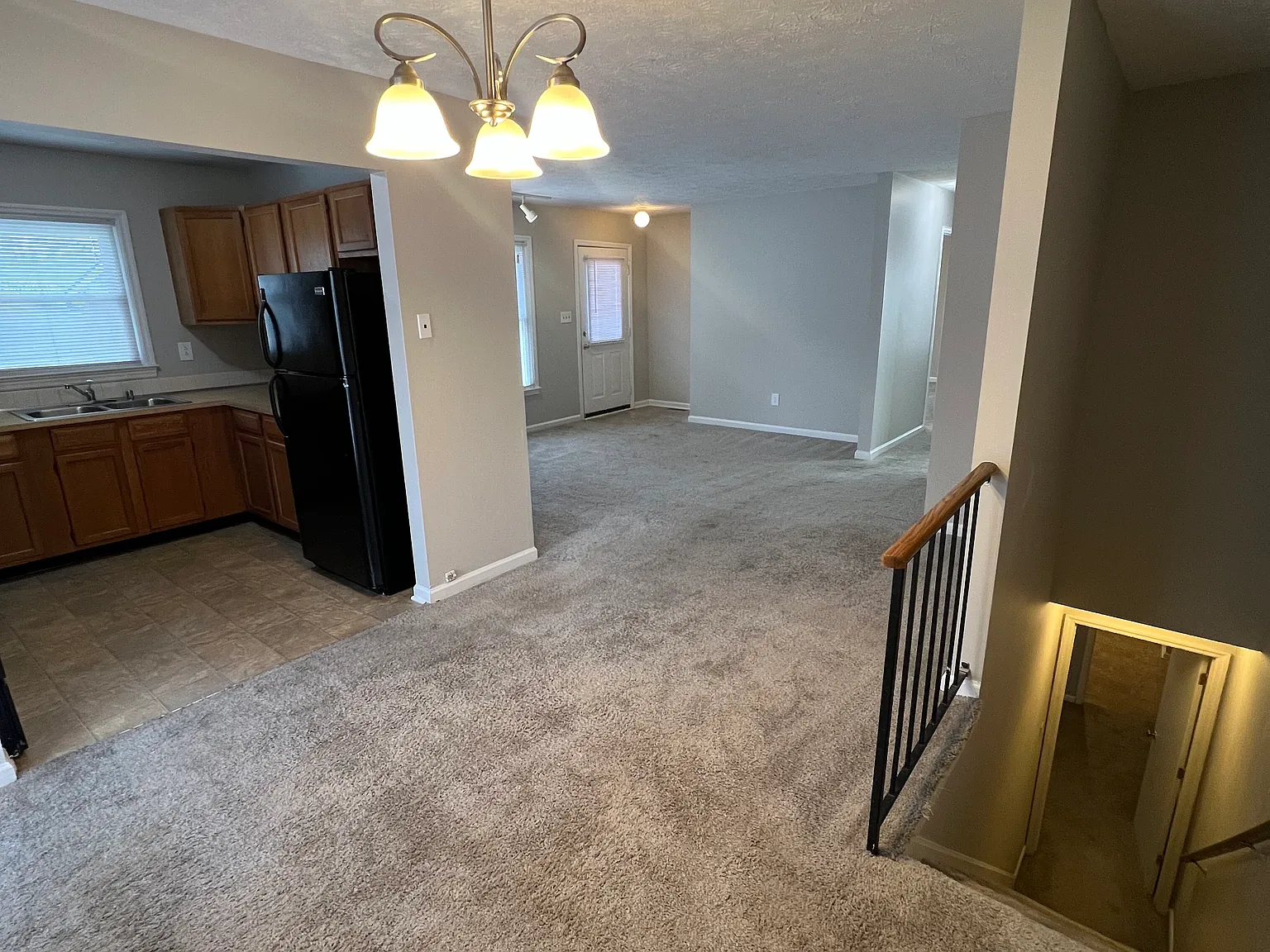 Squire Mill Towhomes — Photo 4