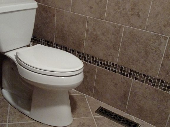 4th image of 103 Oakbrook Ln