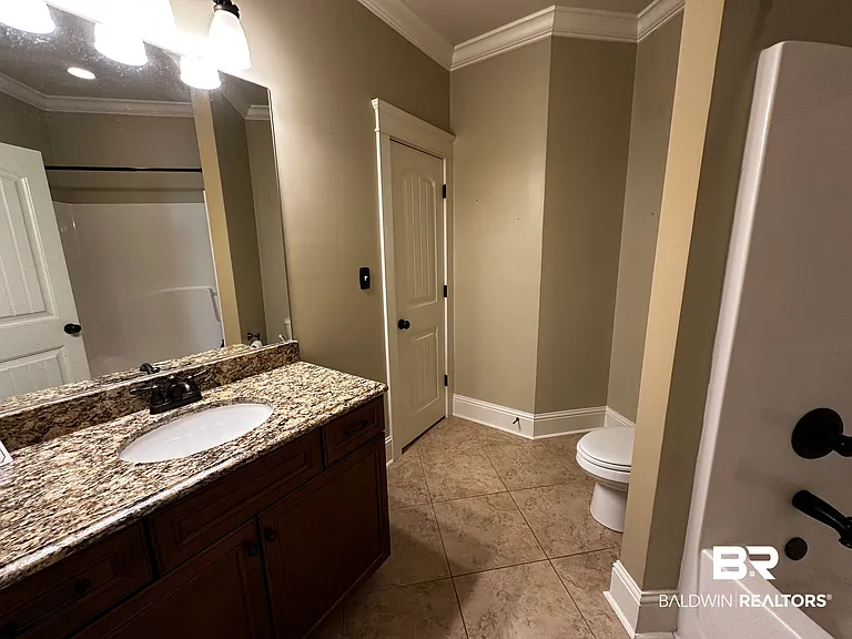 814 Darrah St — Photo 20