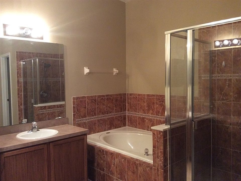 2nd image of 5039 Adair Oak Dr #0