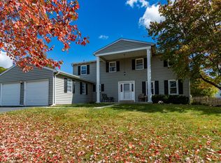 7622 Whitehall Cir W, West Chester, OH