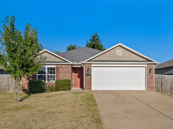 790 Morningside Dr, Centerton, AR 72719
