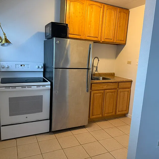1 bed, $2,200 — Photo 2
