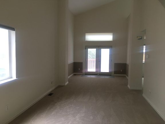 Formal living and dining