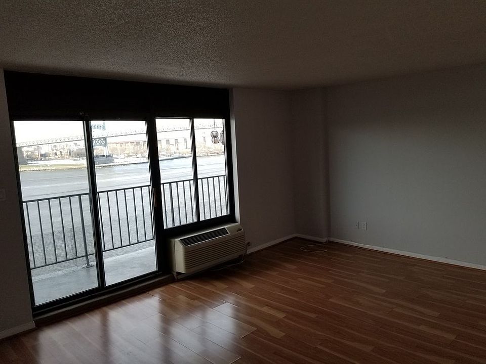 1st image of 25-40 Shore Blvd #7L