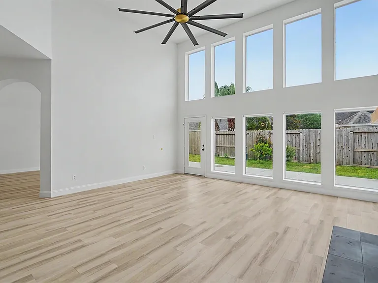 2905 Summer Cape Ct — Photo 5