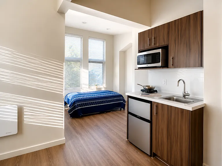 Plaza Apartments — Photo 142