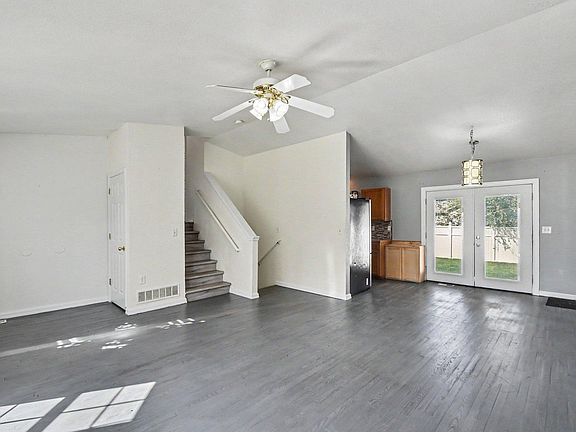 4th image of 405 N 30th Ave
