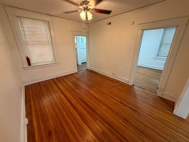 2327 Floyd Avenue — Photo 44