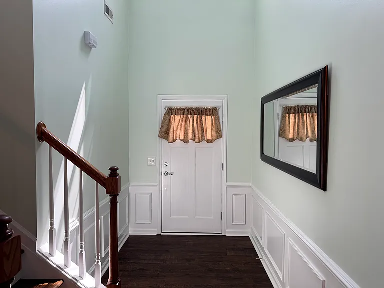8211 Saltwood Pl — Photo 4