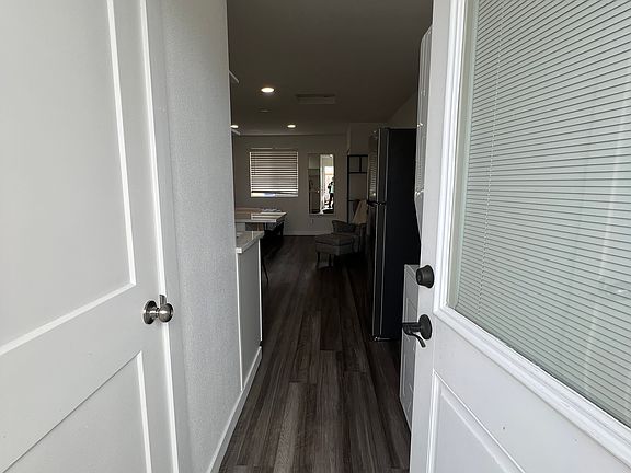4th image of 5326 Green Hills Ave NE #1