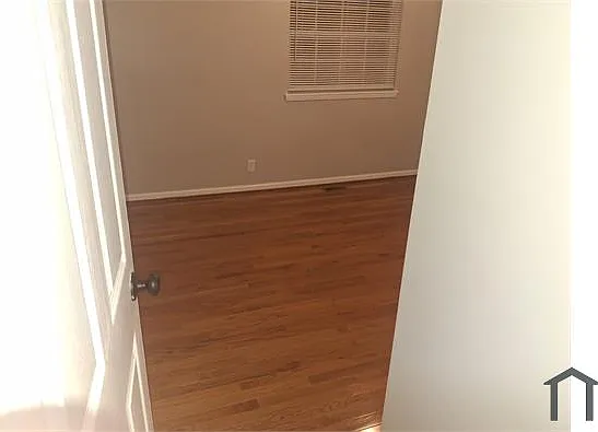 345 Center Ave NW — Photo 10