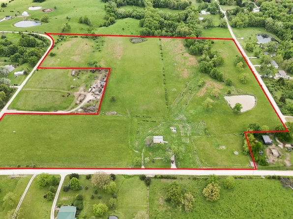 2862 County Road 2355, Moberly, MO 65270