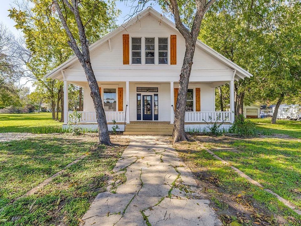 1st image of 207 S Avenue H