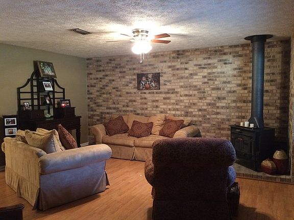 5th image of 3701 Cassandra Dr