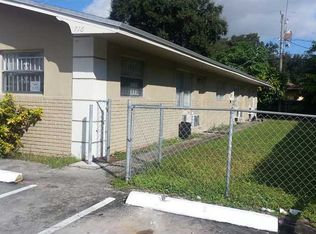 716 SW 7th St #2, Dania, FL 33004
