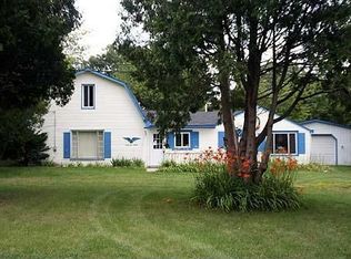 6480 Pine Knob Rd, Clarkston, MI 48348