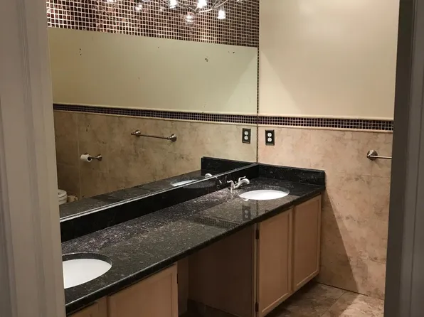 4242 Maple St, Dearborn, MI 48126