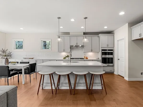 25 Sandtrap Cir #8, Walpole, MA 02081