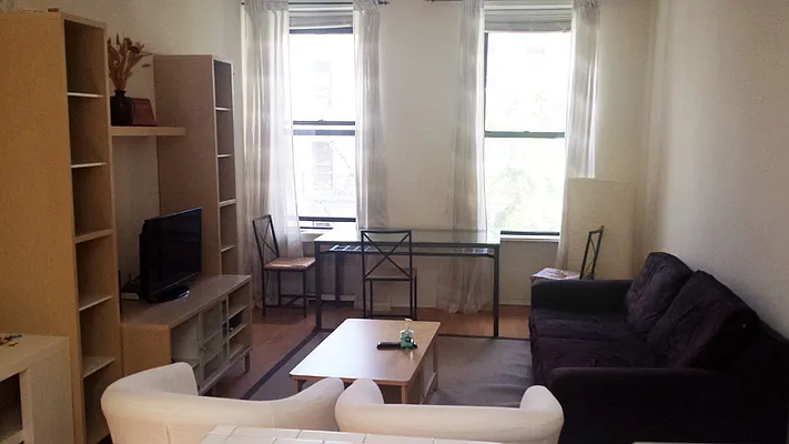 Rented by New York Residence | media 9