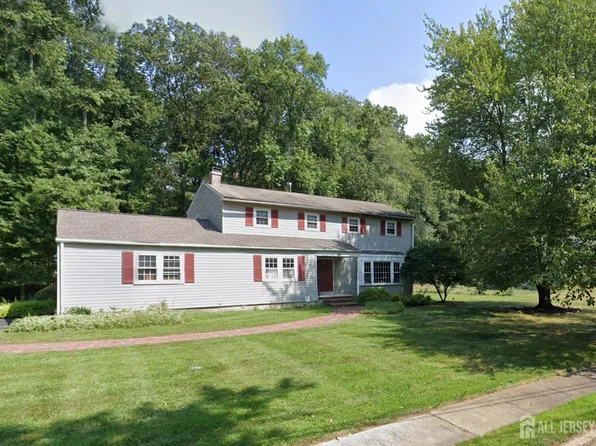 95 Maple Stream Rd, East Windsor, NJ 08520