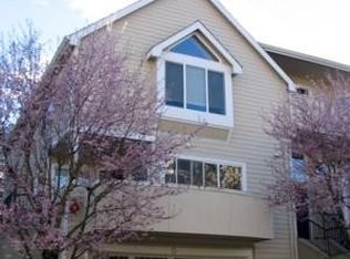7323 NE Old Redmond Rd #5, Redmond, WA 98052